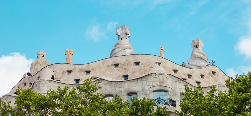barcelona monument