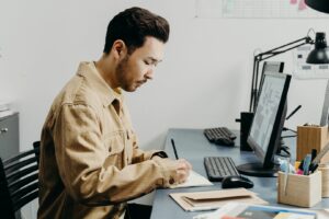 E-learning with ESEI: The Benefits of Online Master's programmes