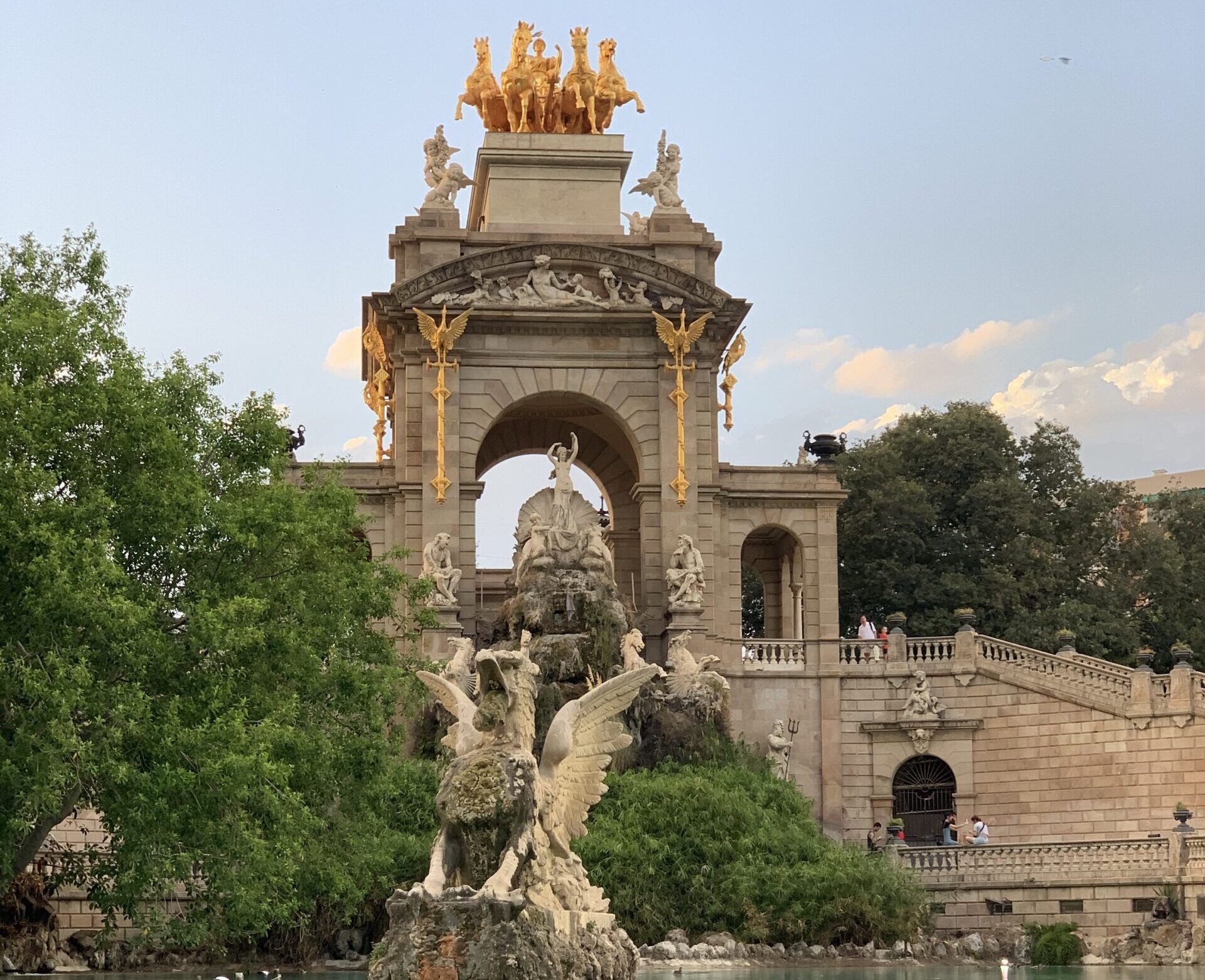 the Natural Beauty of Ciutadella Park in Barcelona