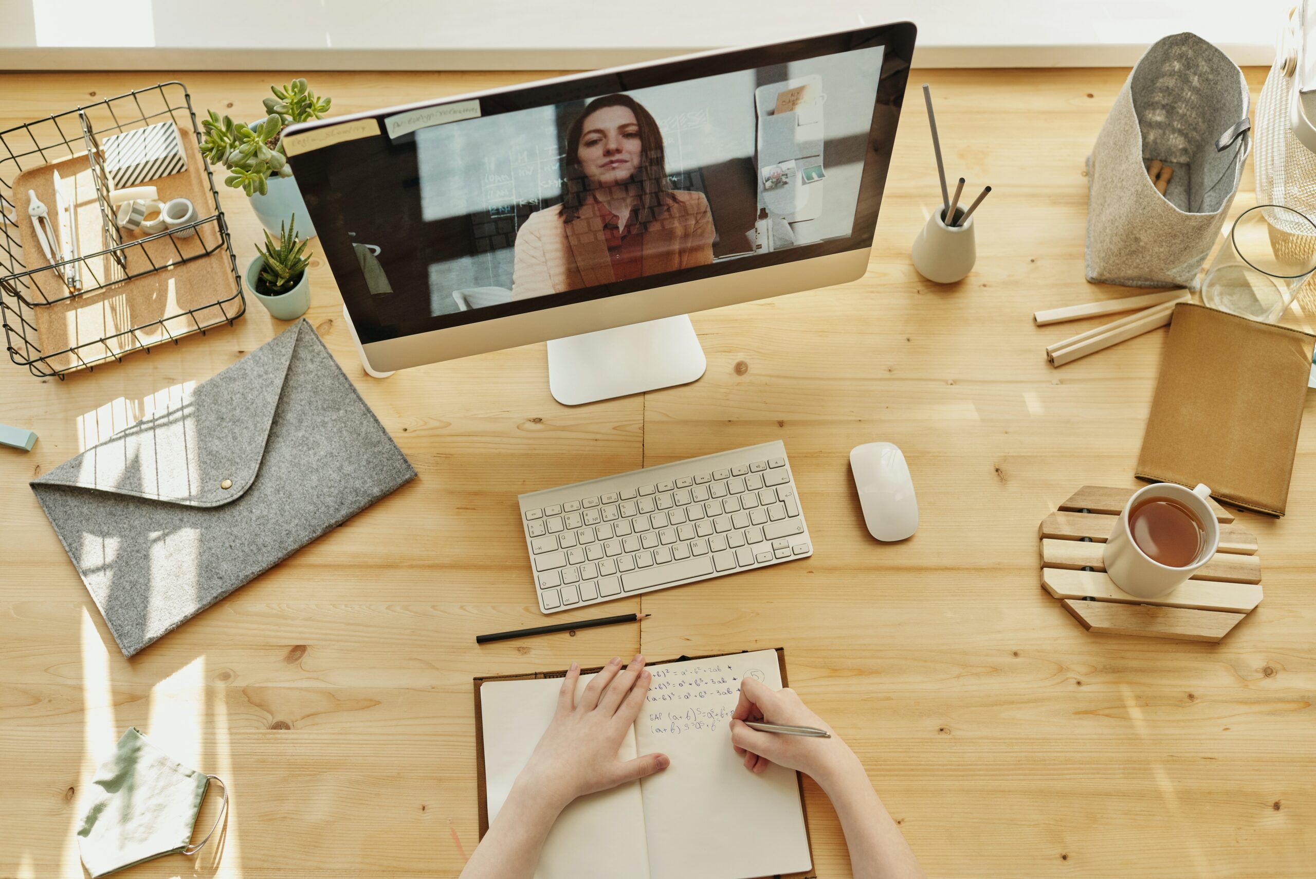 ESEI's Online Master's Programmes: Become flexible with your studies