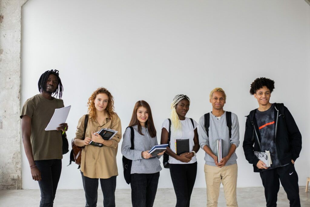 8 Factors to Consider When Choosing a Bachelor in Business